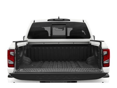 2024 Nissan TITAN Crew Cab Platinum Reserve 4x4
