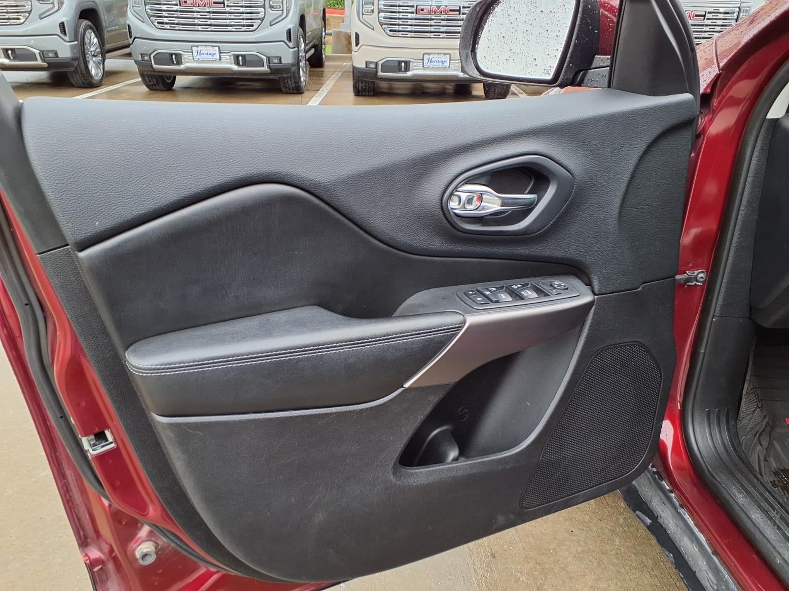 2019 Jeep Cherokee Latitude Plus FWD