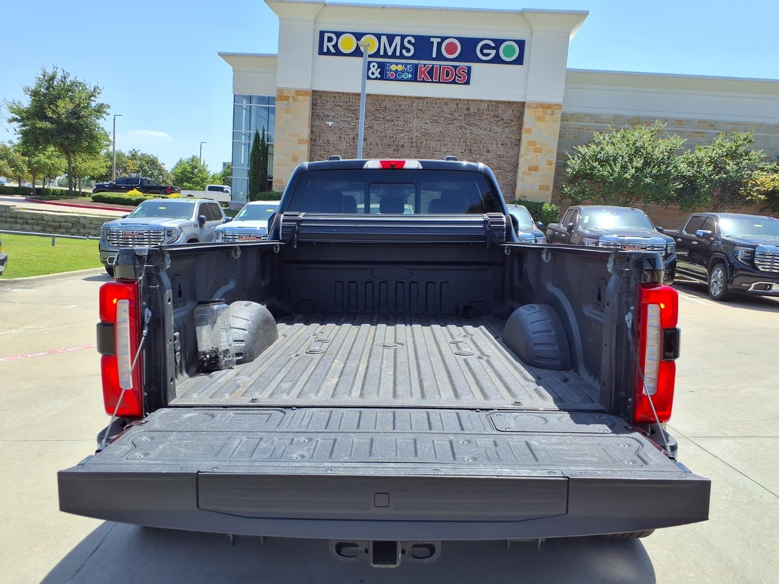 2024 Ford F-450 LARIAT