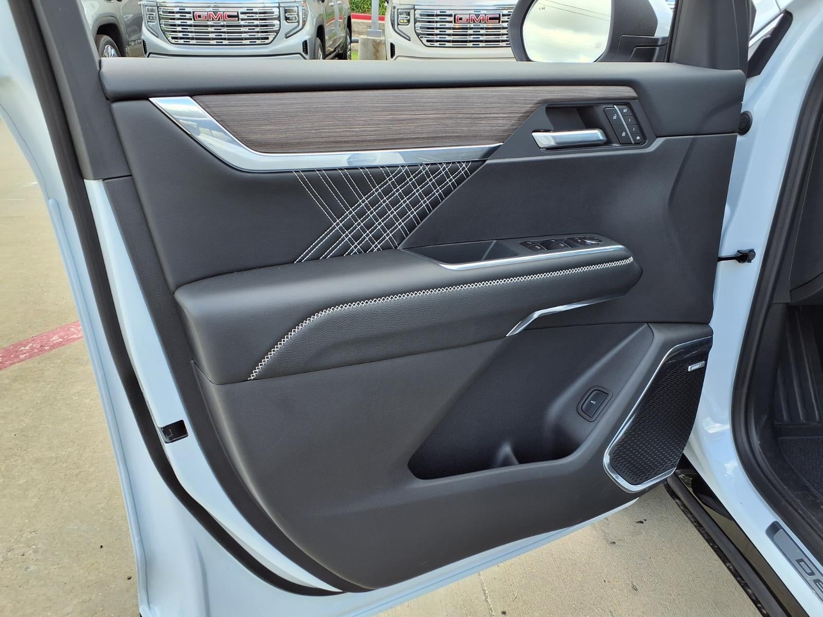 2026 GMC Acadia Denali SUV FWD