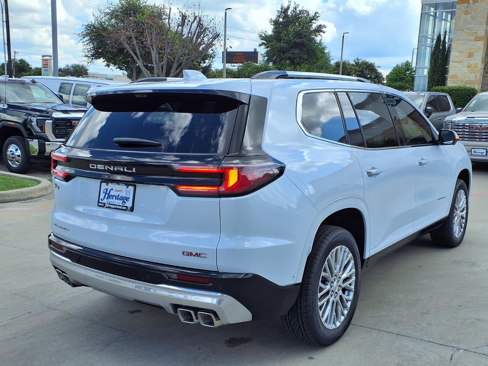 2026 GMC Acadia Denali SUV FWD