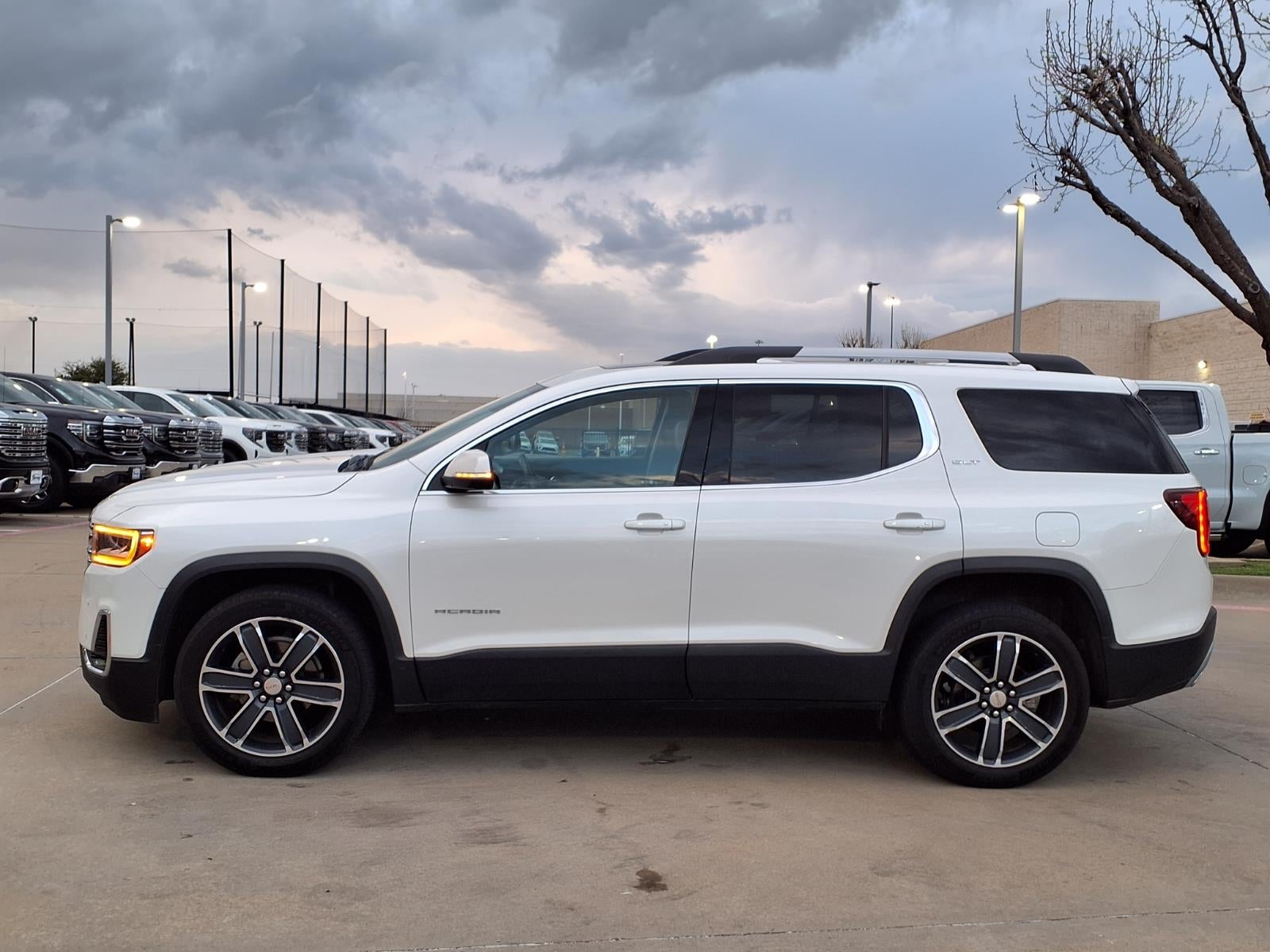 2020 GMC Acadia SLT