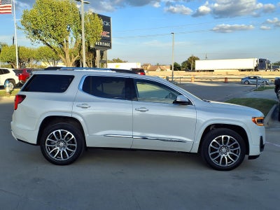 2023 GMC Acadia Denali