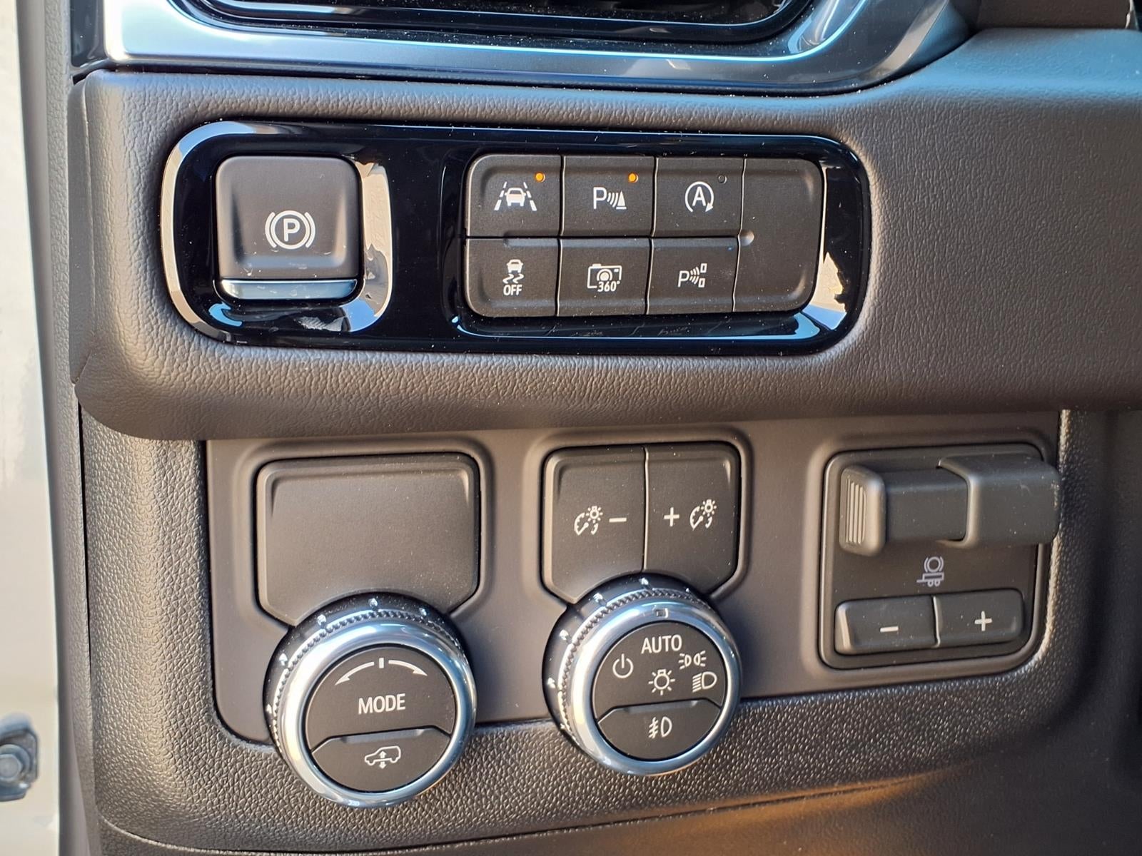 2026 GMC Yukon XL Denali SUV RWD