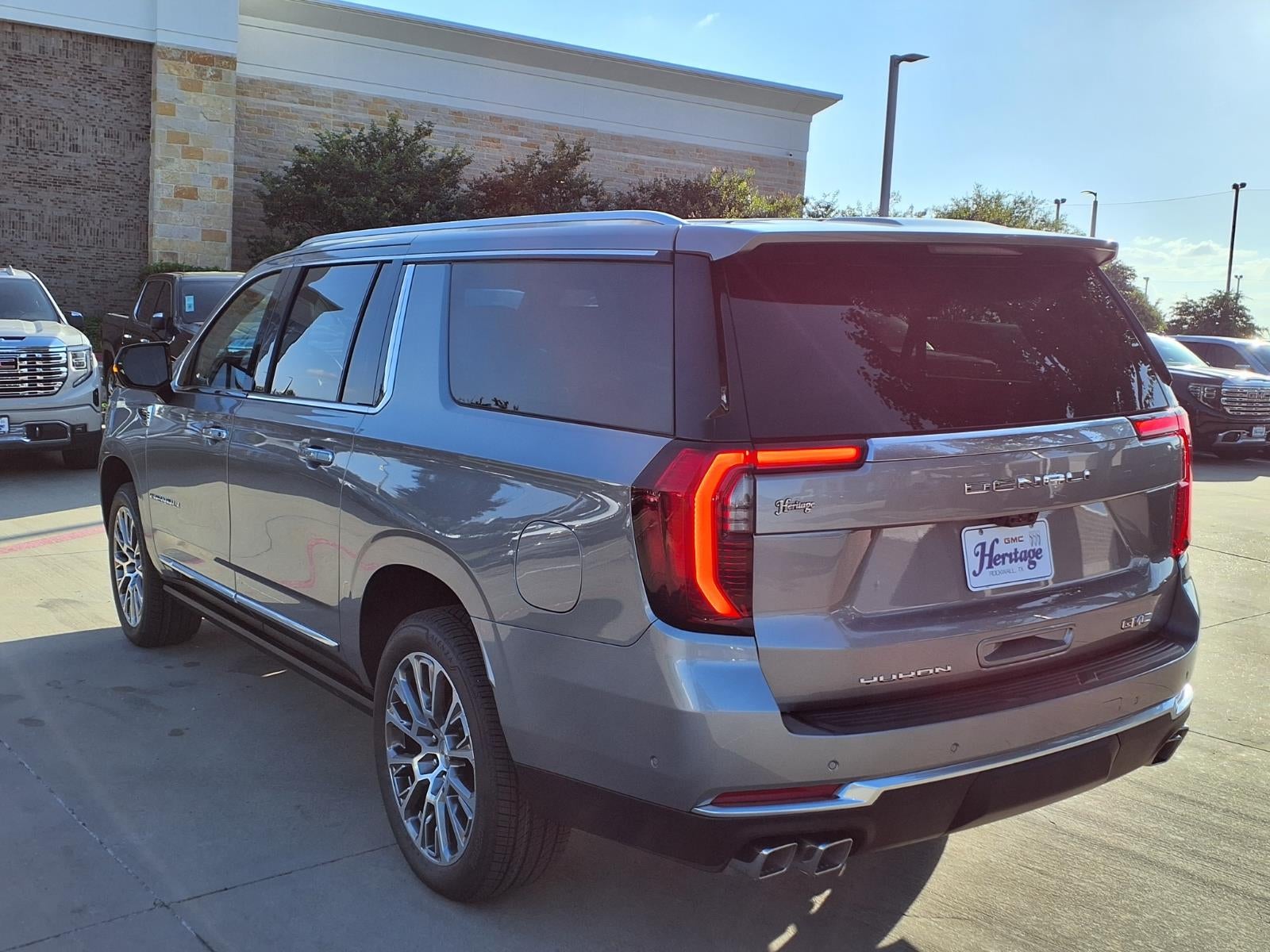 2026 GMC Yukon XL Denali - Photo 26