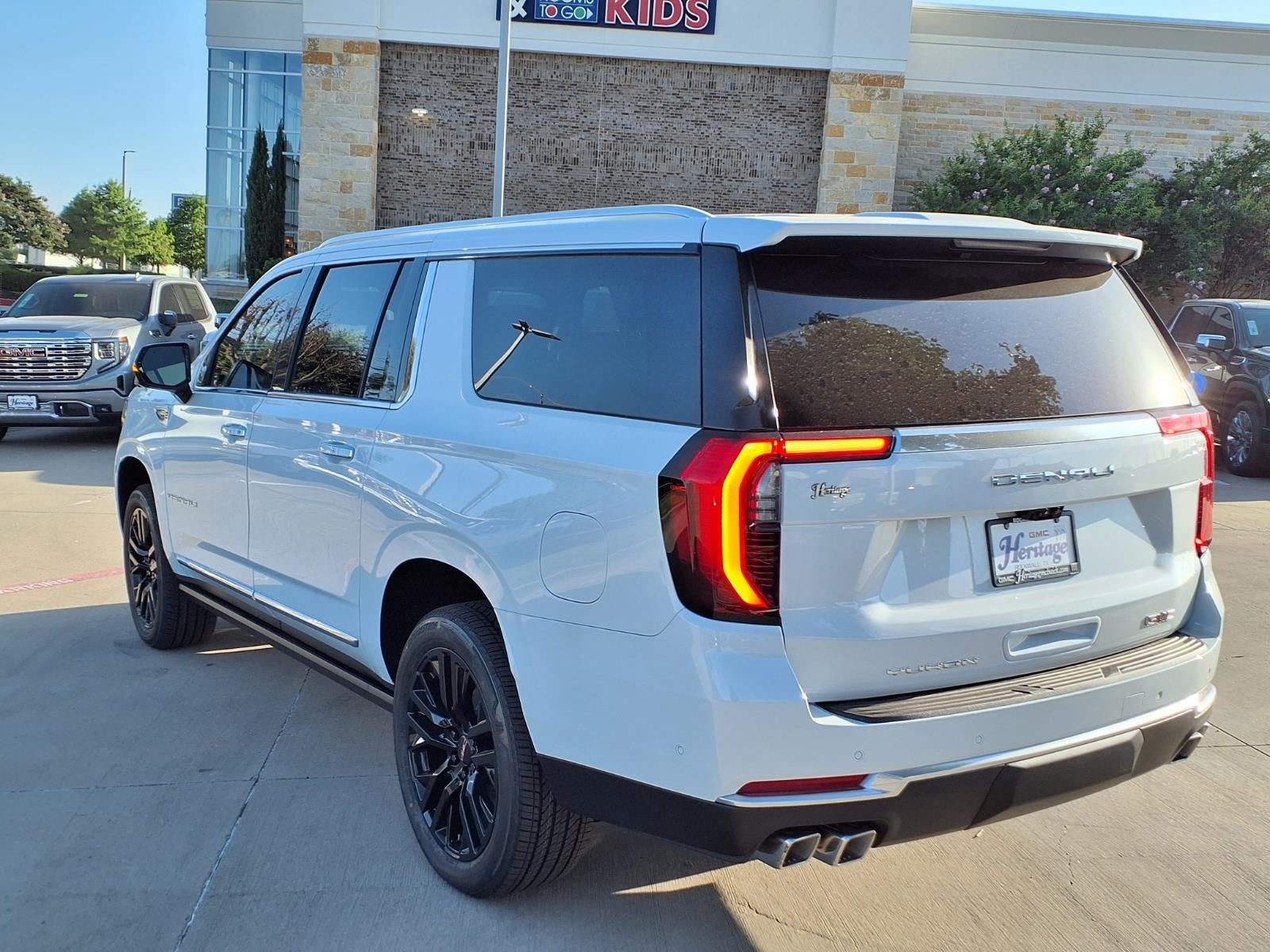 2026 GMC Yukon XL Denali SUV RWD