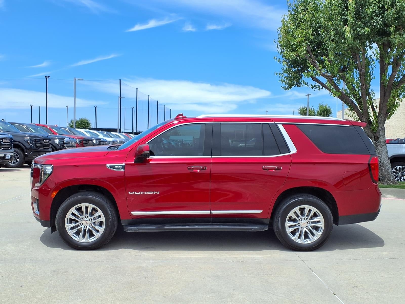 2022 GMC Yukon SLT