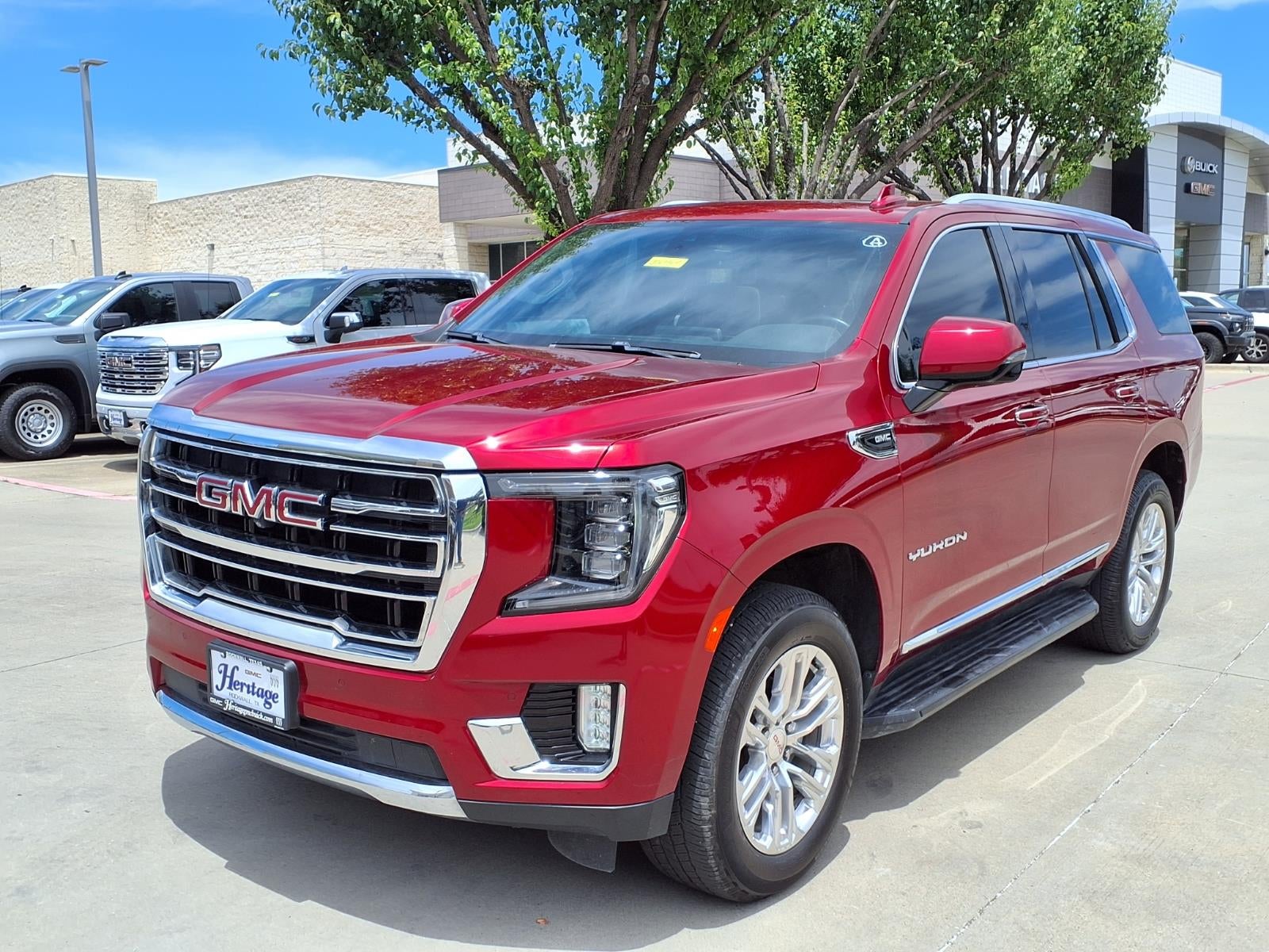 2022 GMC Yukon SLT
