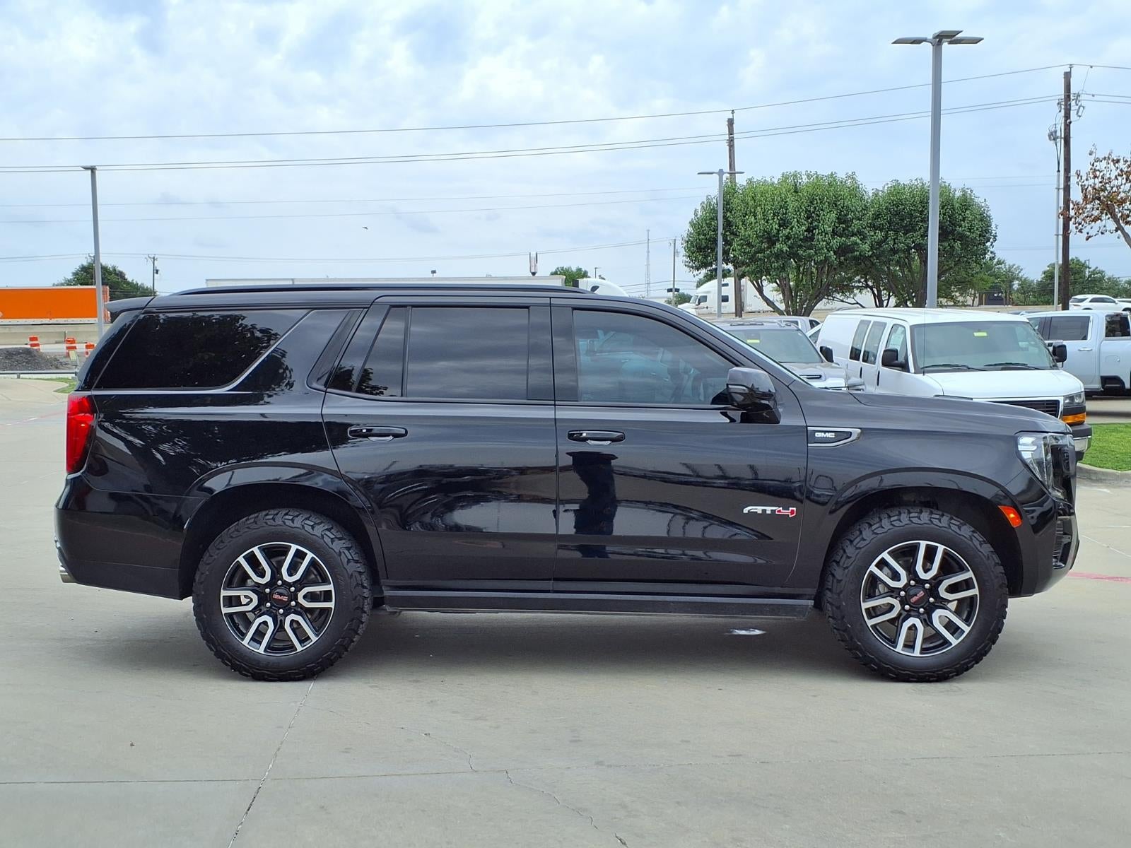 2024 GMC Yukon AT4