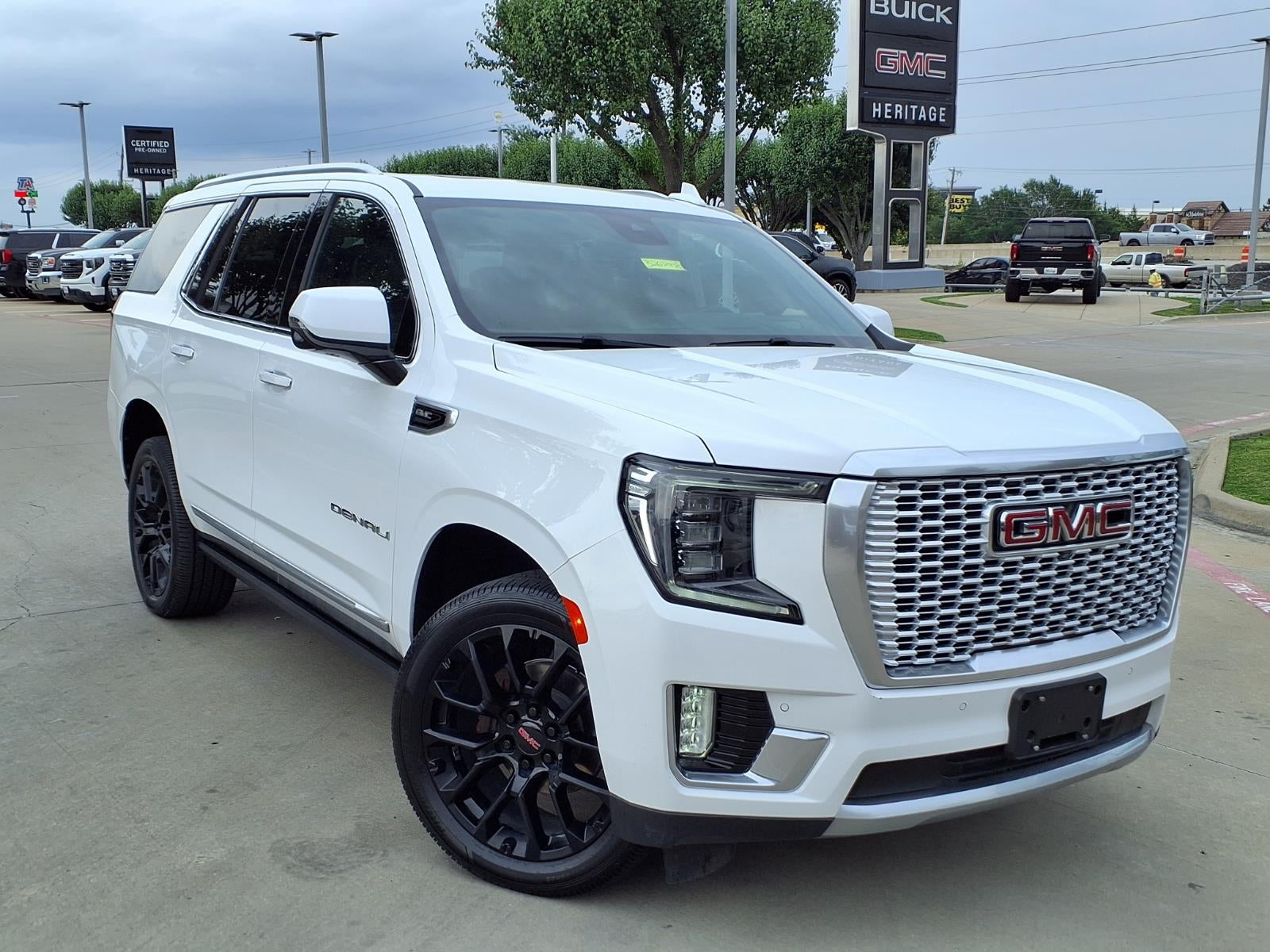 2023 GMC Yukon 4WD Denali's photo
