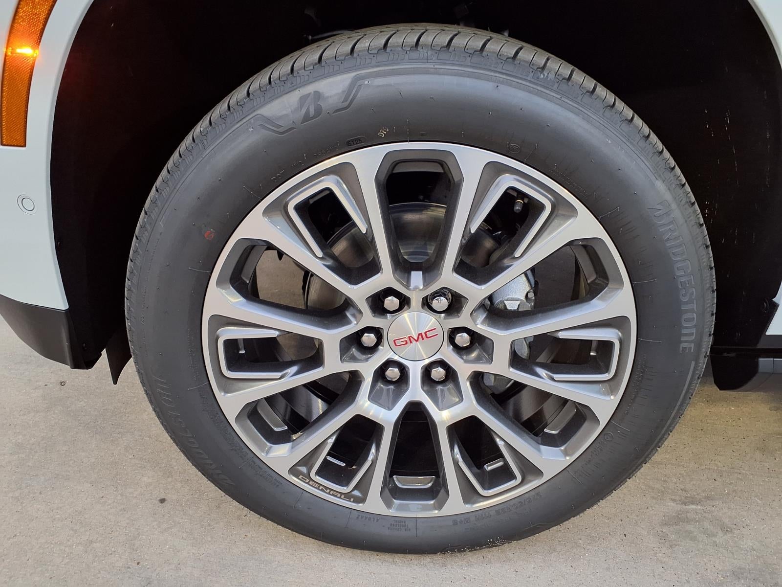 2026 GMC Yukon Denali SUV 4WD