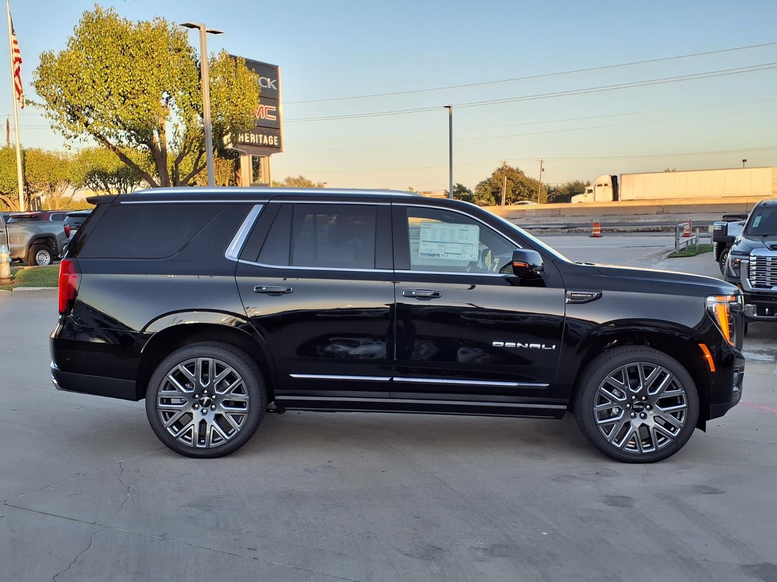 2027 GMC Yukon Denali Ultimate SUV 4WD