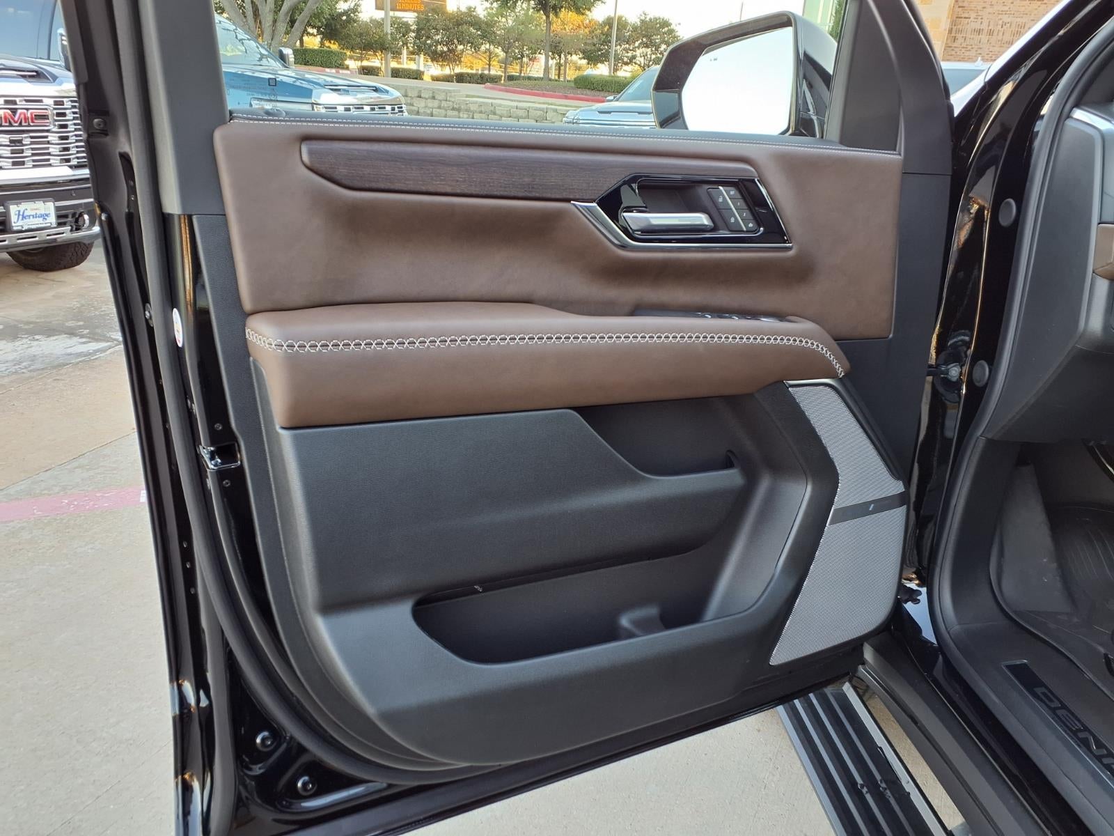 2027 GMC Yukon Denali Ultimate SUV 4WD