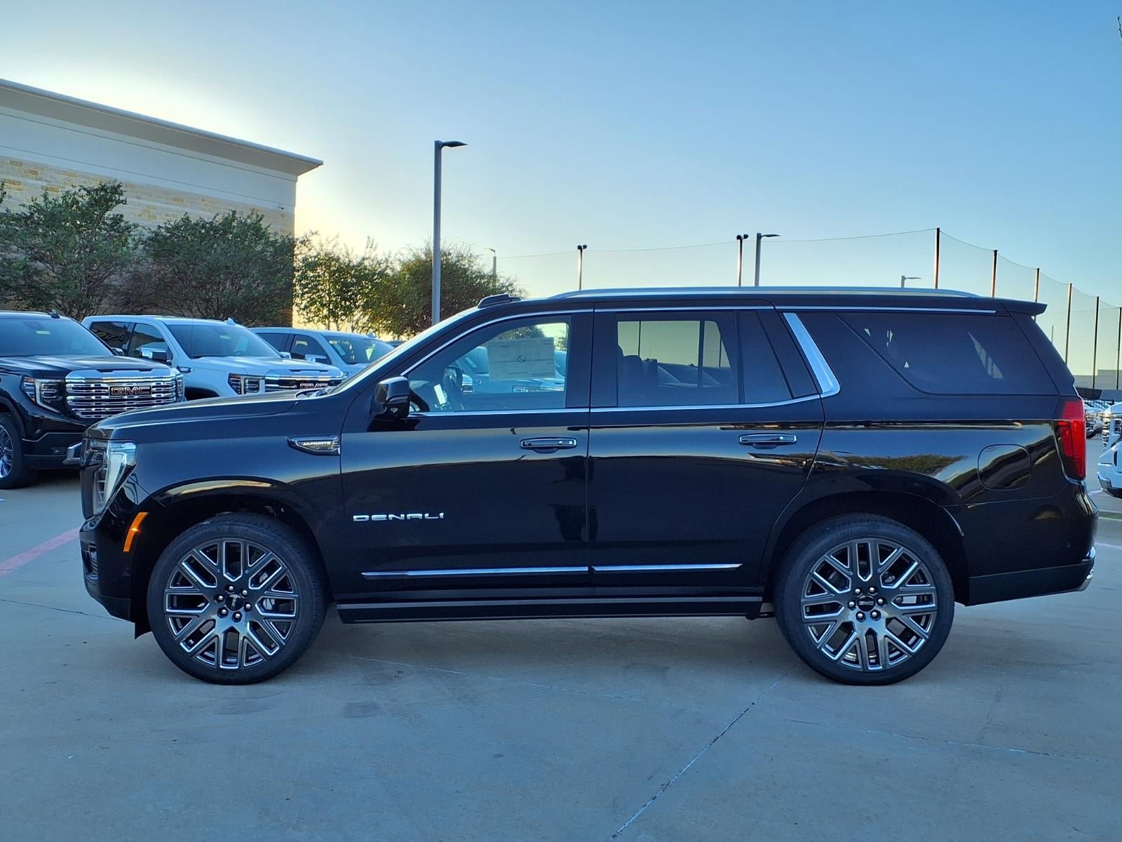 2027 GMC Yukon Denali Ultimate SUV 4WD