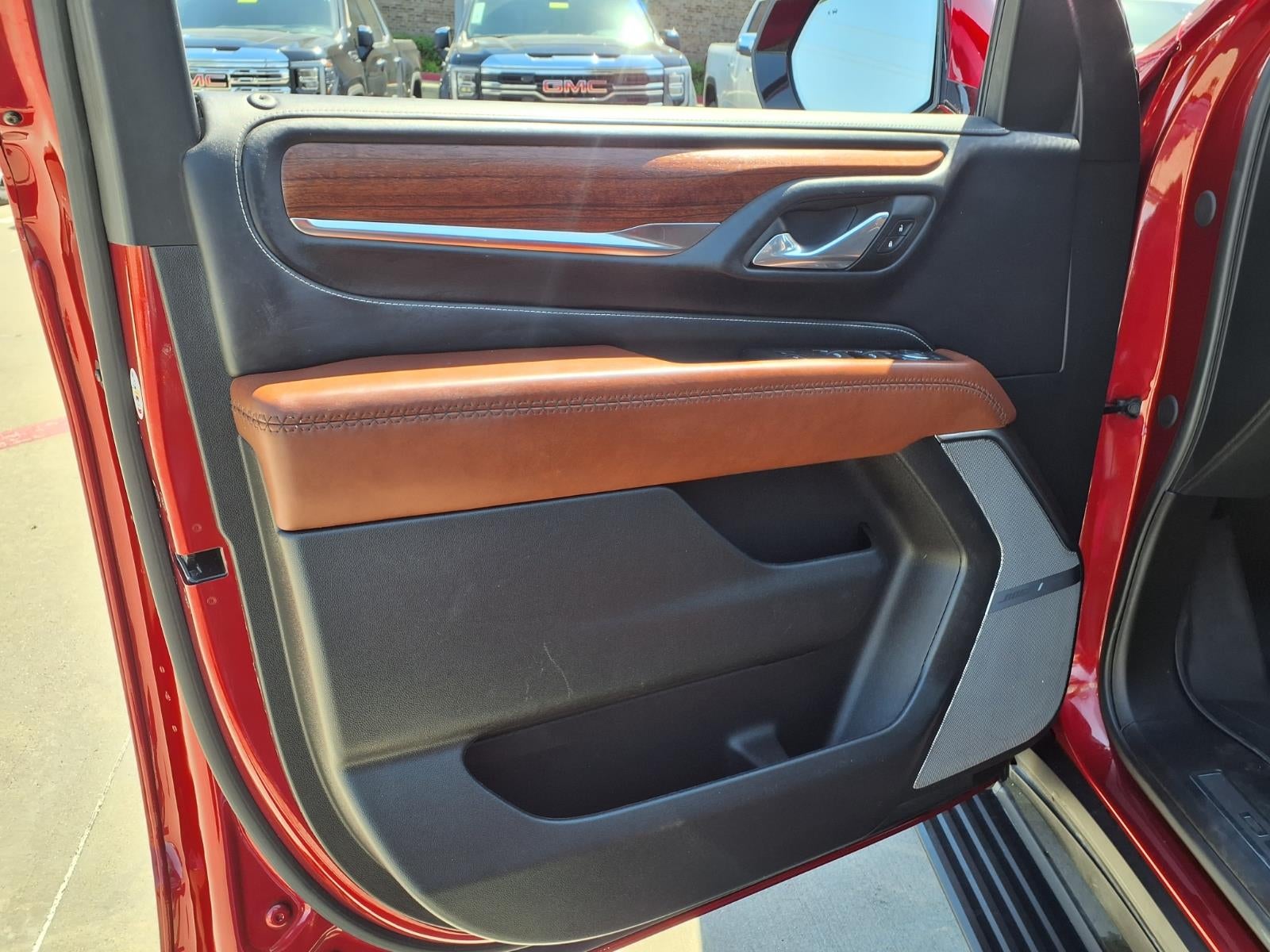 2024 GMC Yukon Denali Ultimate