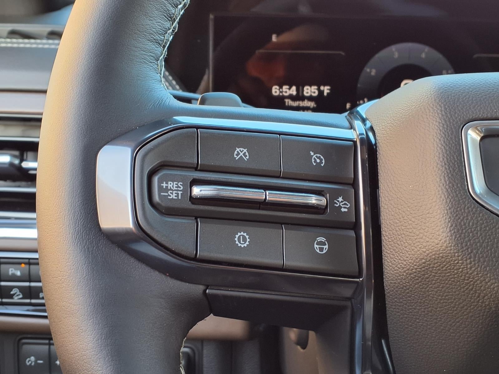 2026 GMC Yukon Denali Ultimate SUV 4WD