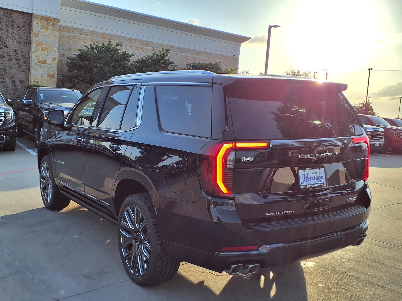 2026 GMC Yukon Denali Ultimate SUV 4WD