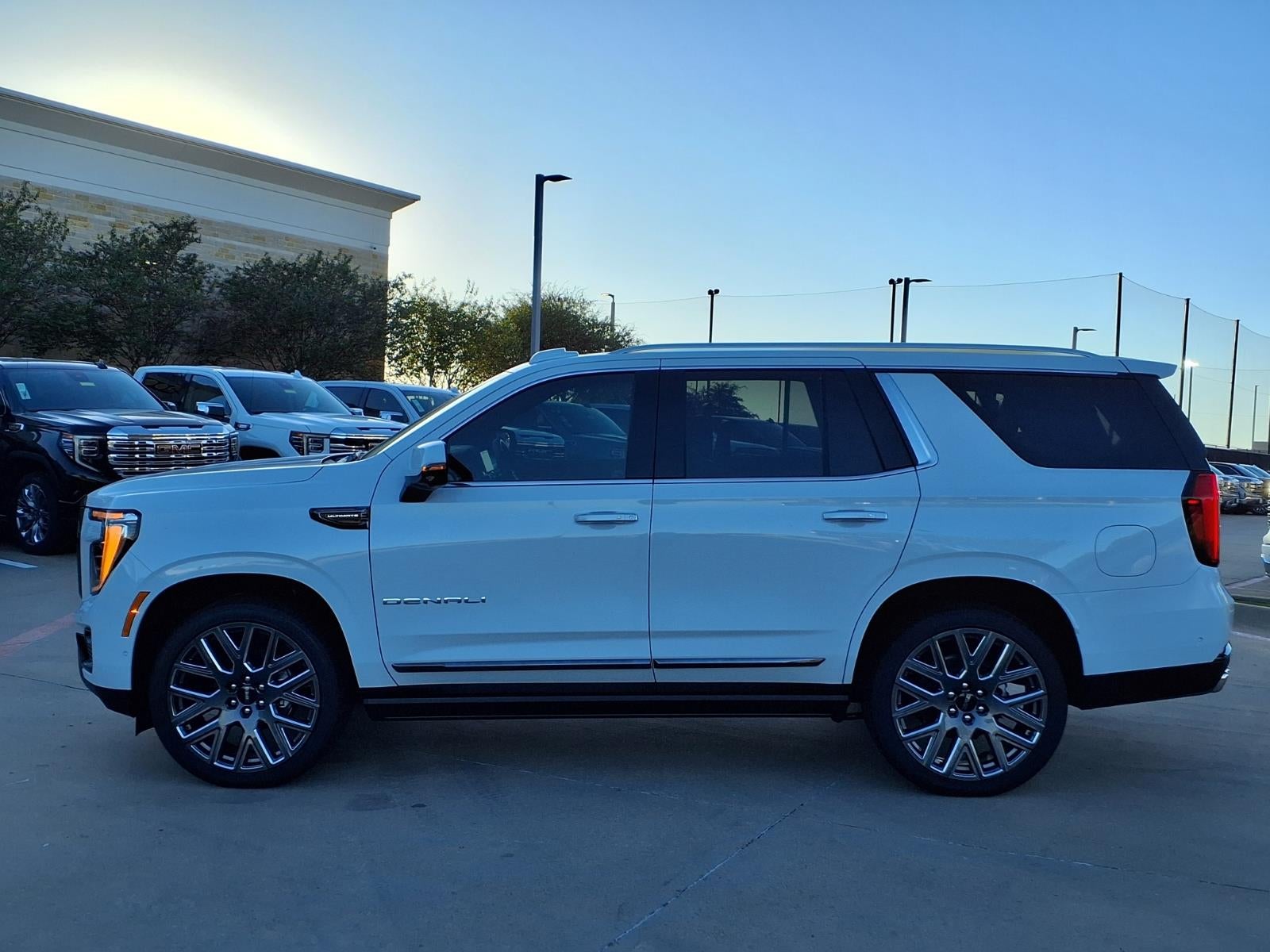 2027 GMC Yukon Denali Ultimate SUV 4WD