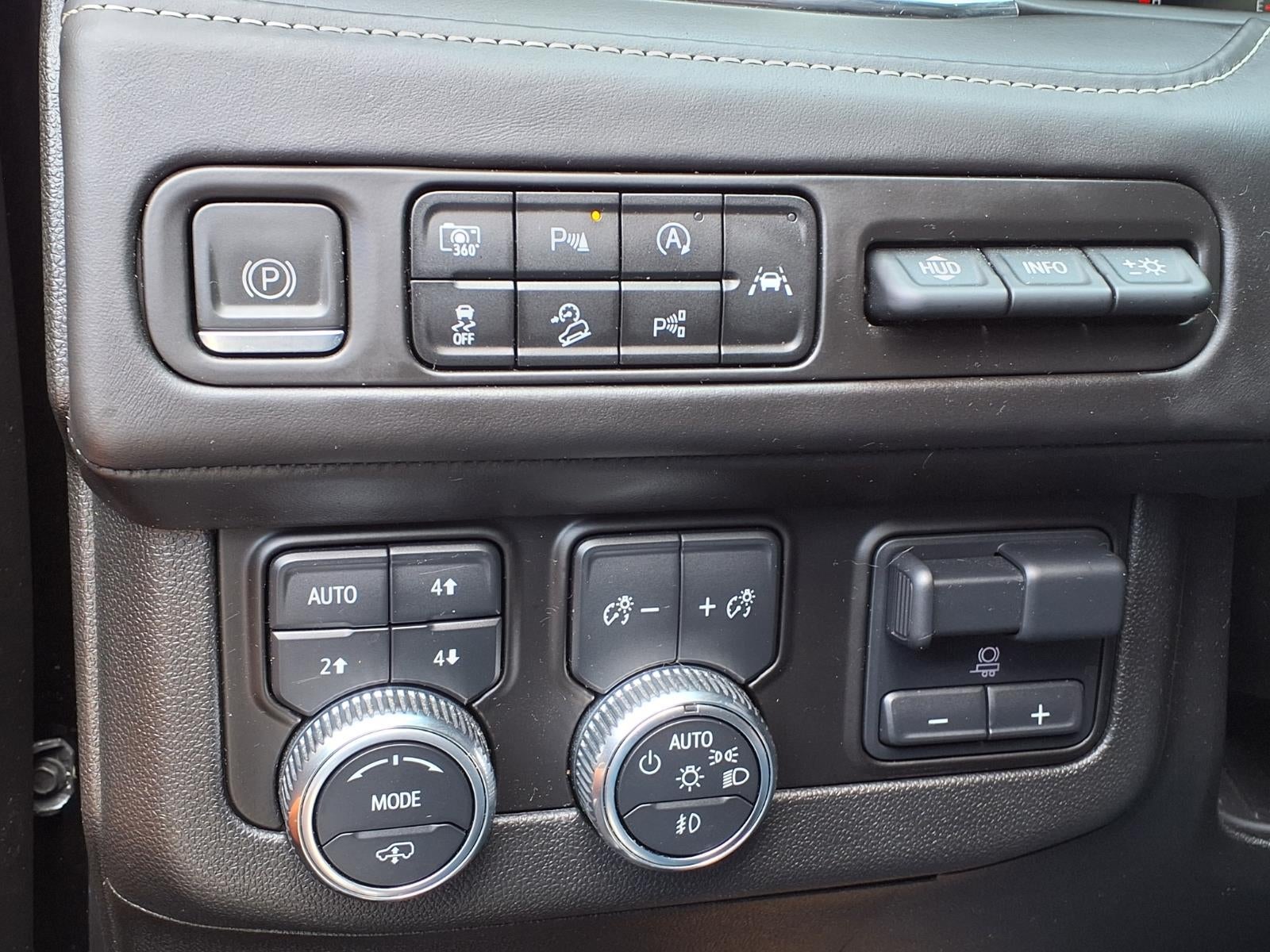 2023 GMC Yukon Denali Ultimate