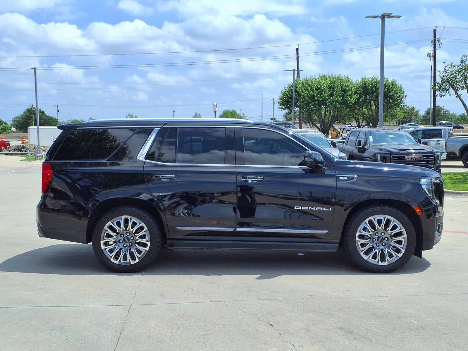 2023 GMC Yukon Denali Ultimate