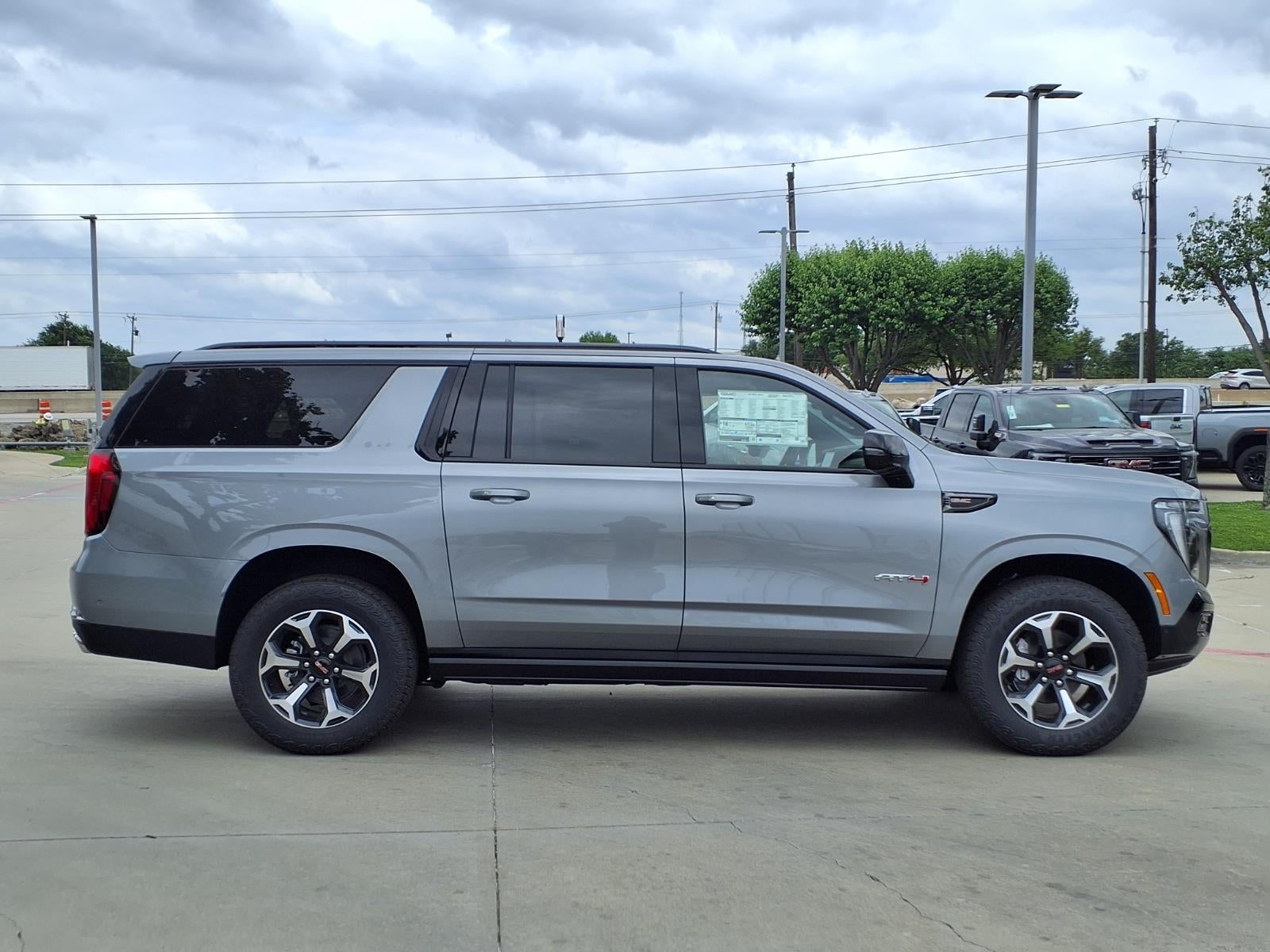 2026 GMC Yukon XL AT4 SUV 4WD