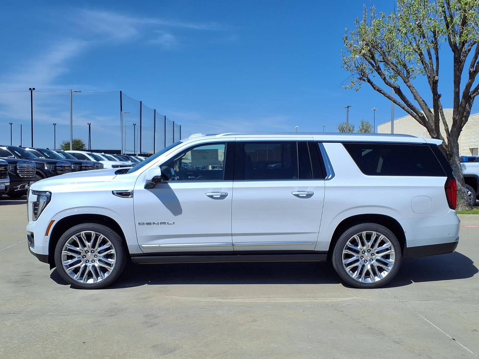 2026 GMC Yukon XL Denali SUV 4WD