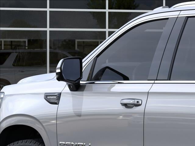 2026 GMC Yukon XL Denali Ultimate SUV 4WD