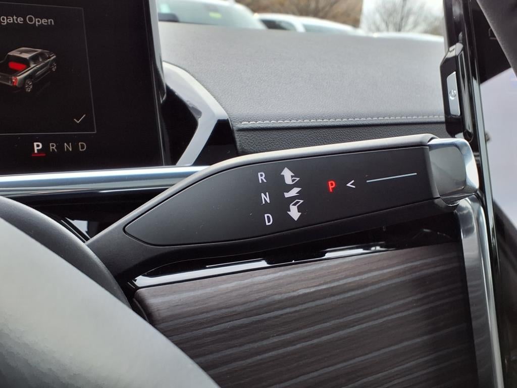 2025 GMC Sierra EV Extended Range Denali Crew Cab Short Box 4WD