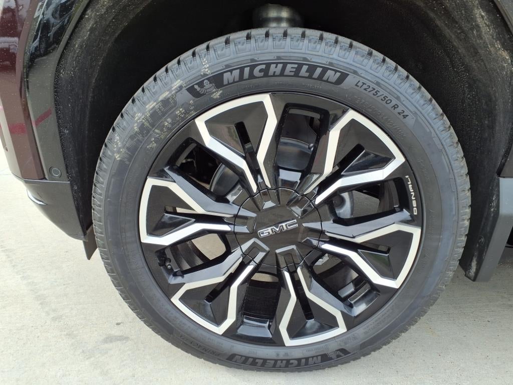 2025 GMC Sierra EV Extended Range Denali Crew Cab Short Box 4WD