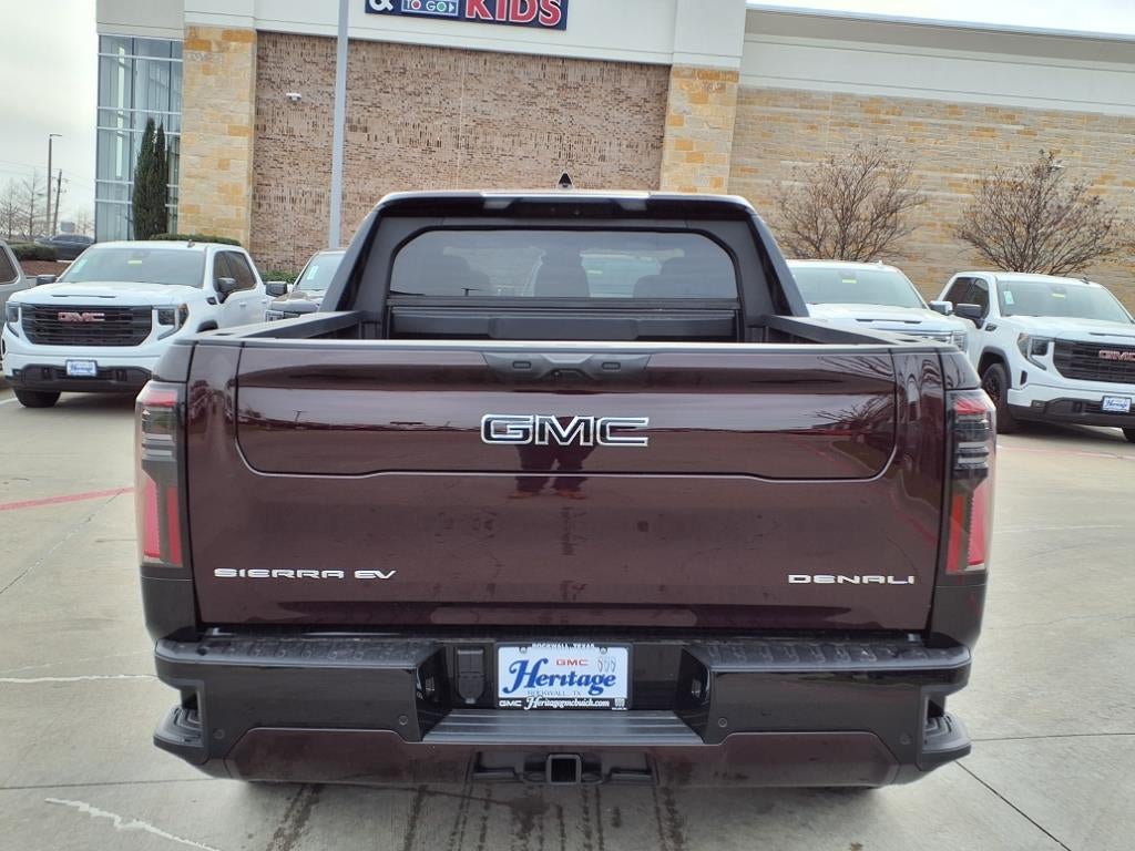 2025 GMC Sierra EV Extended Range Denali Crew Cab Short Box 4WD