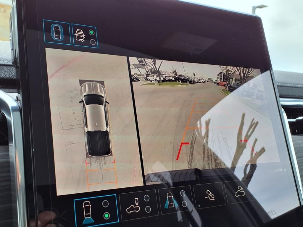 2025 GMC Sierra EV Extended Range Denali Crew Cab Short Box 4WD