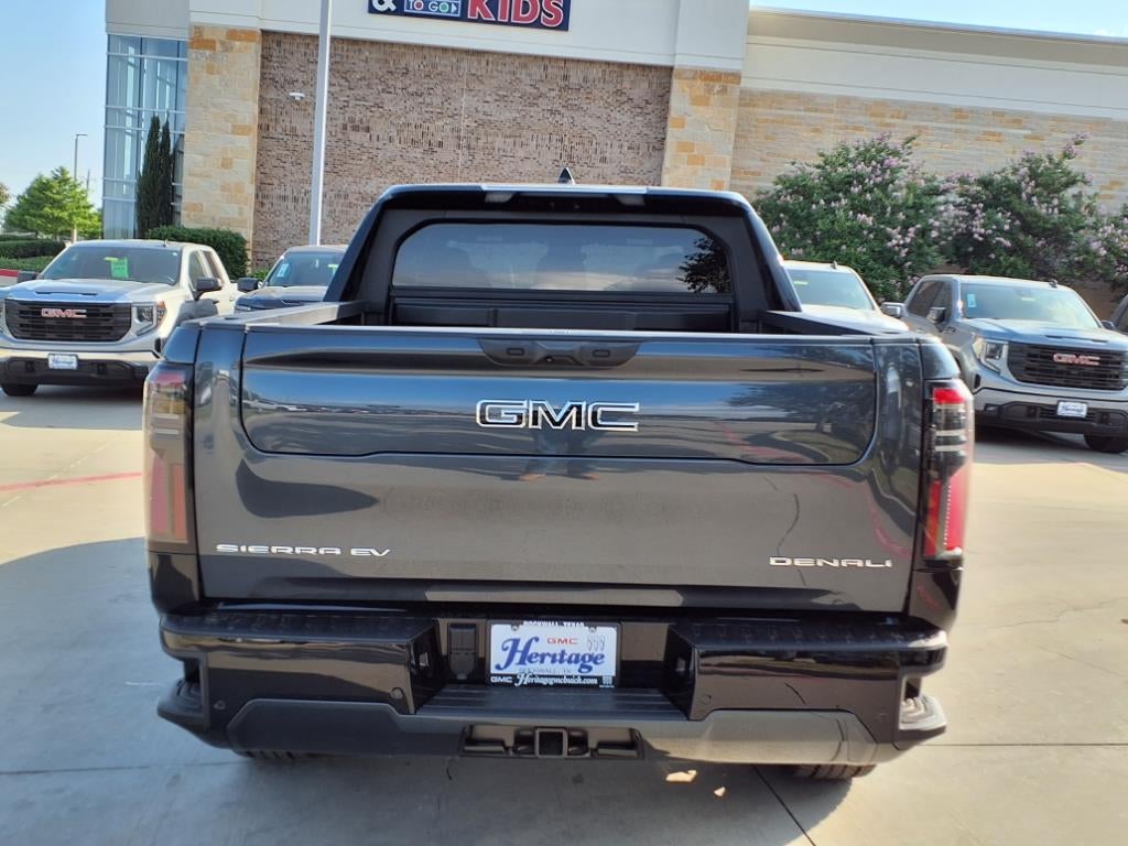 2025 GMC Sierra EV Extended Range Denali Crew Cab Short Box 4WD