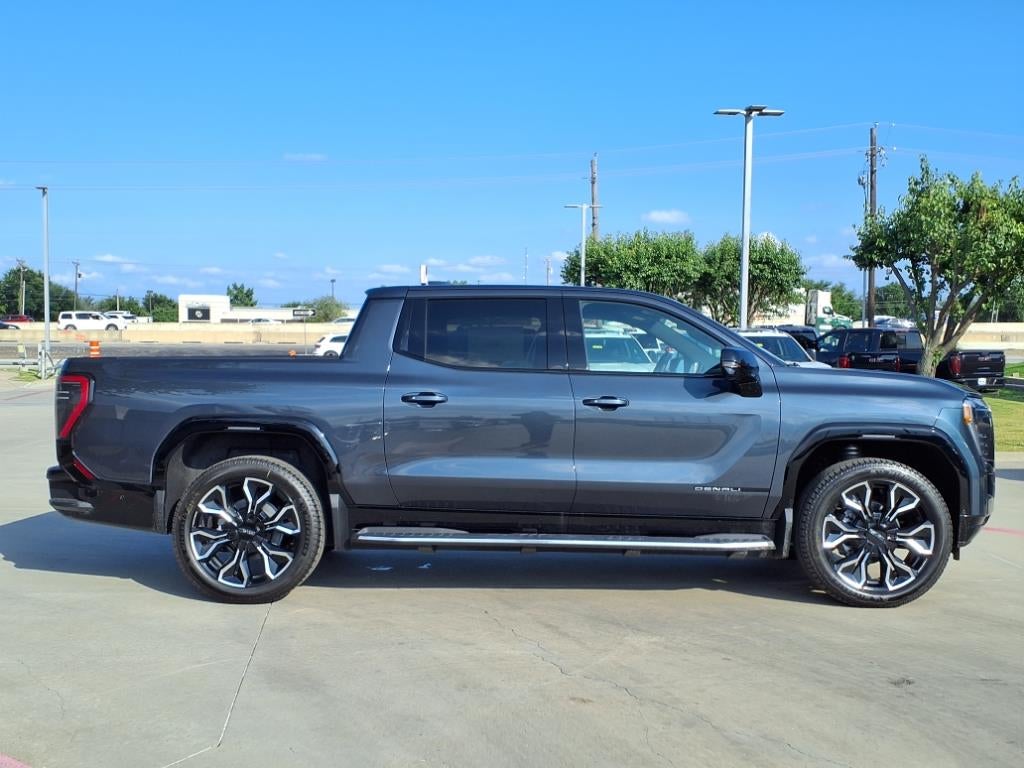 2025 GMC Sierra EV Extended Range Denali Crew Cab Short Box 4WD