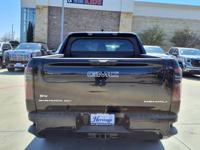 2025 GMC Sierra EV Extended Range Denali Crew Cab Short Box 4WD