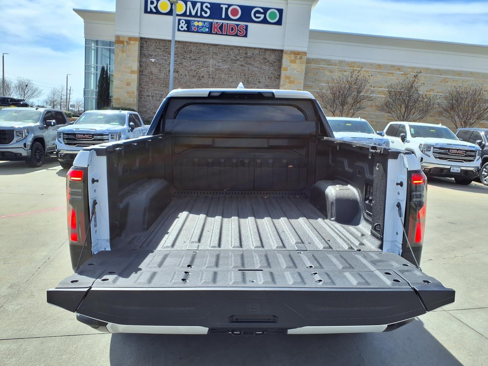 2025 GMC Sierra EV Extended Range Denali