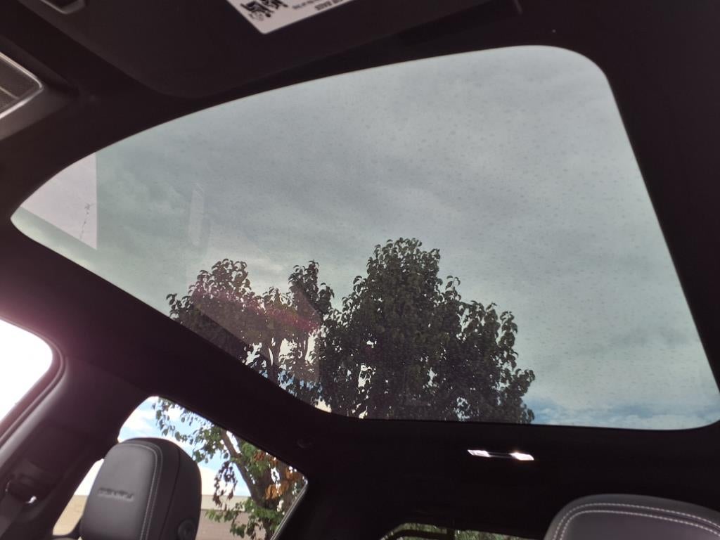 2025 GMC Sierra EV Extended Range Denali Crew Cab Short Box 4WD