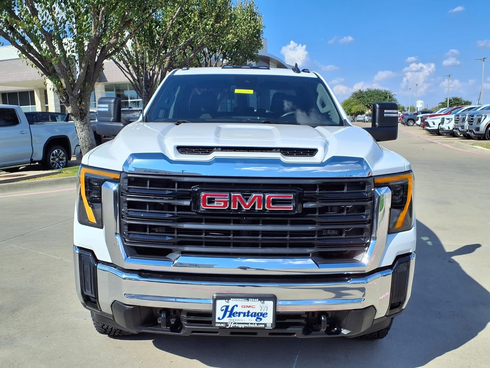 2024 GMC Sierra 2500 HD Pro