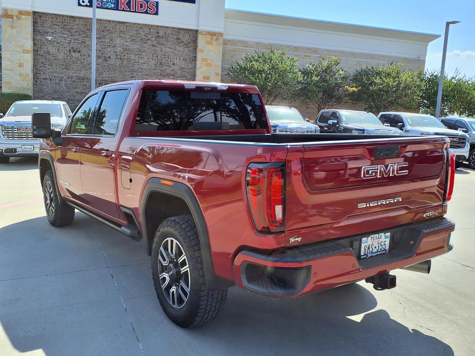 2023 GMC Sierra 2500 HD AT4