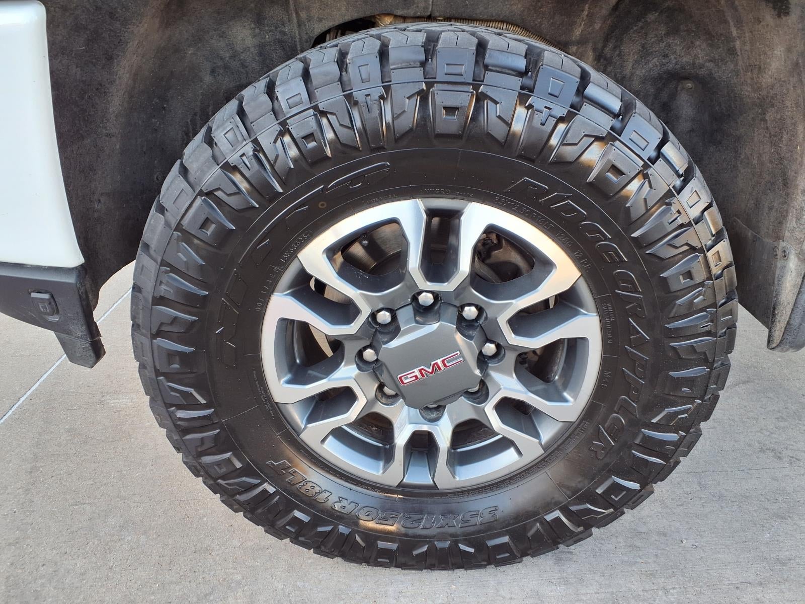 2023 GMC Sierra 2500 HD AT4