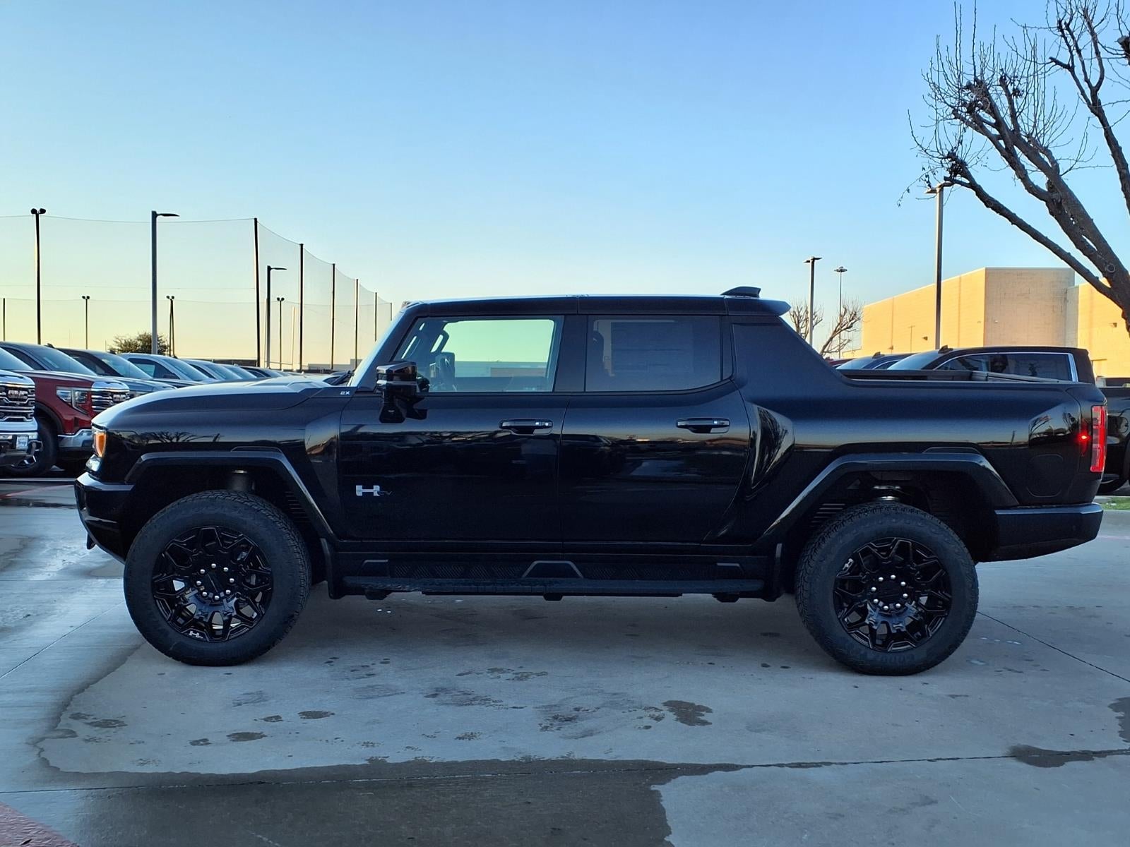 2026 GMC HUMMER EV Pickup 2X Crew Cab Short Box 4WD