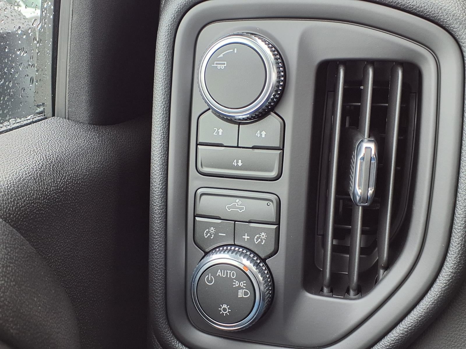 2026 GMC Sierra 2500 HD Pro Crew Cab Standard Box 4WD