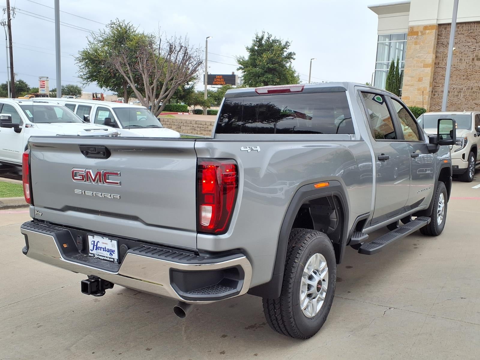 2026 GMC Sierra 2500 HD Pro Crew Cab Standard Box 4WD