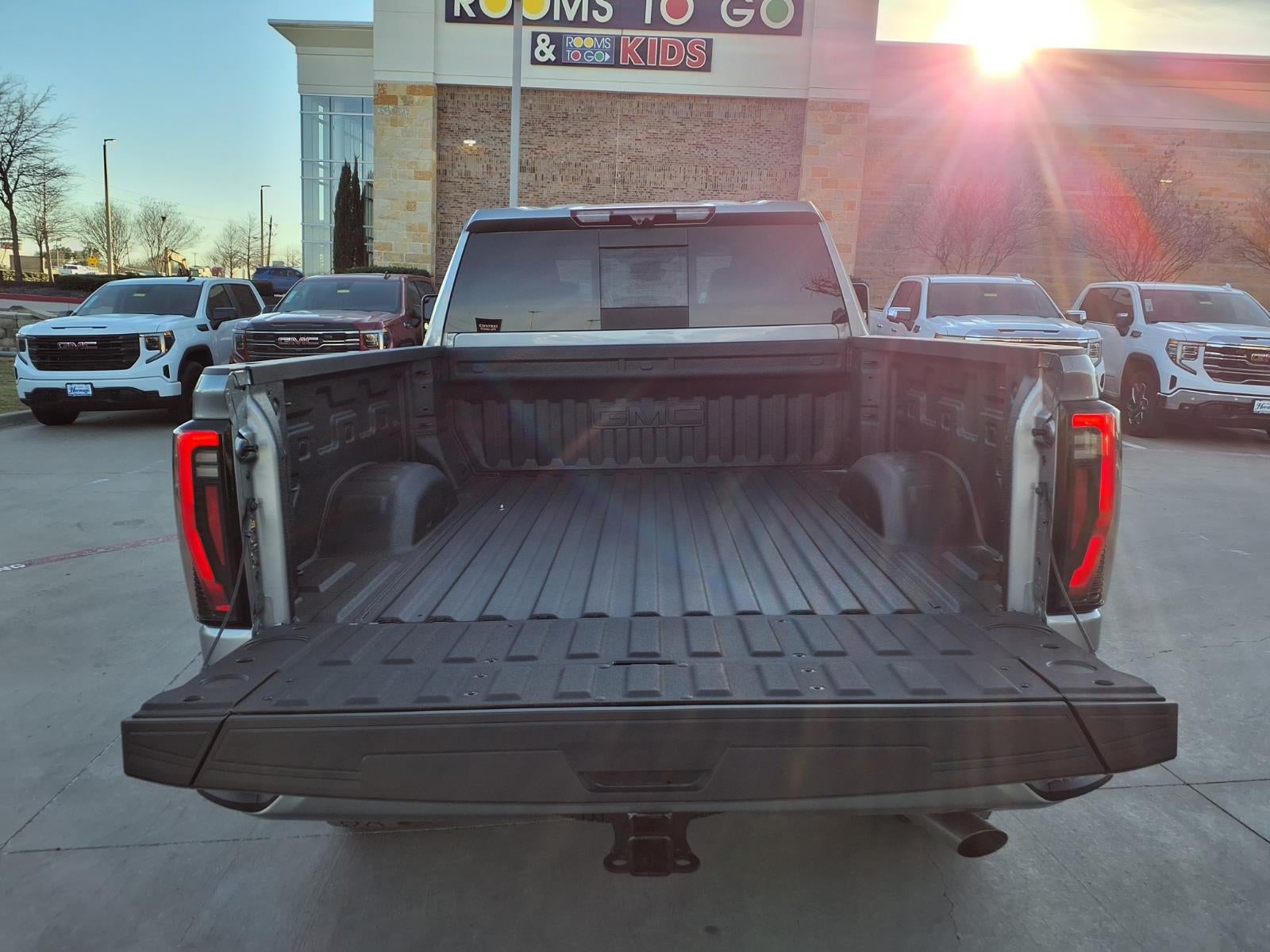 2026 GMC Sierra 2500 HD AT4 Crew Cab Standard Box 4WD