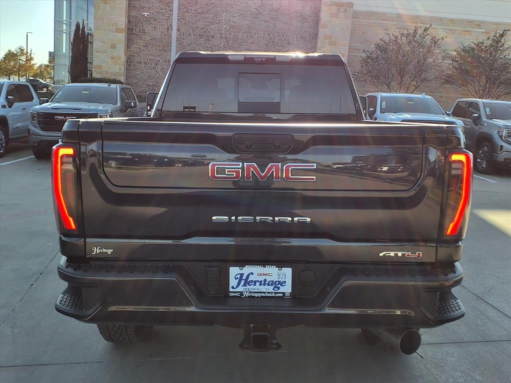 2026 GMC Sierra 2500 HD AT4 Crew Cab Standard Box 4WD