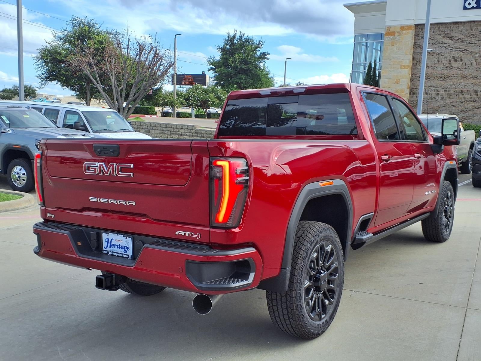 2026 GMC Sierra 2500 HD AT4 Crew Cab Standard Box 4WD