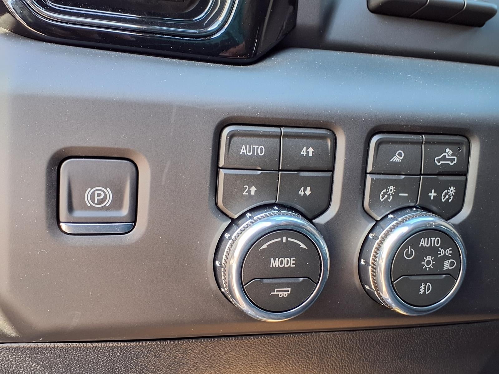 2026 GMC Sierra 2500 HD AT4 Crew Cab Standard Box 4WD