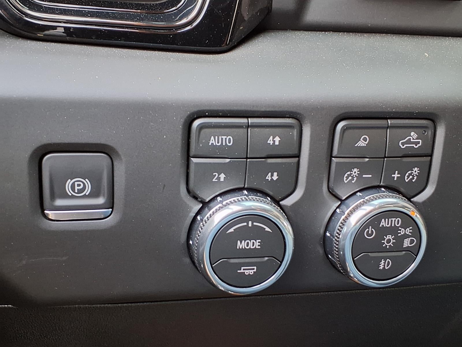 2026 GMC Sierra 2500 HD AT4 Crew Cab Standard Box 4WD