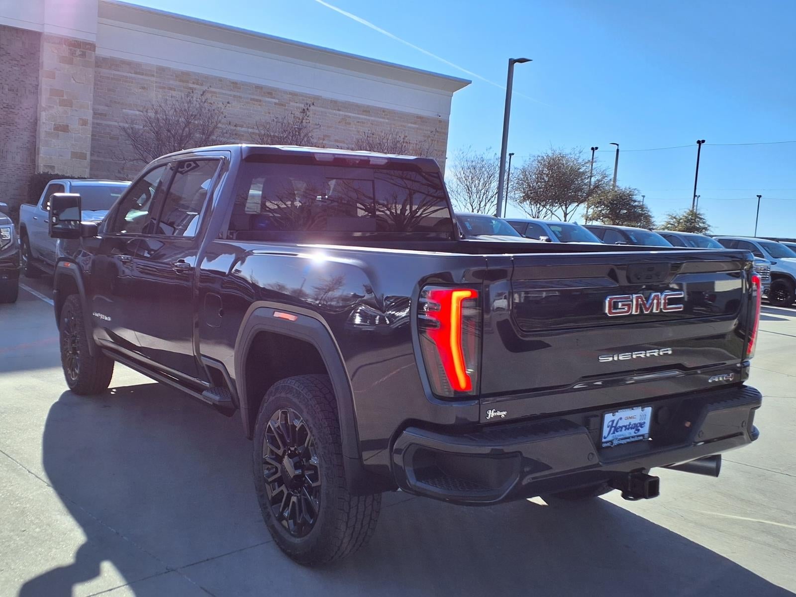 2026 GMC Sierra 2500 HD AT4 Crew Cab Standard Box 4WD