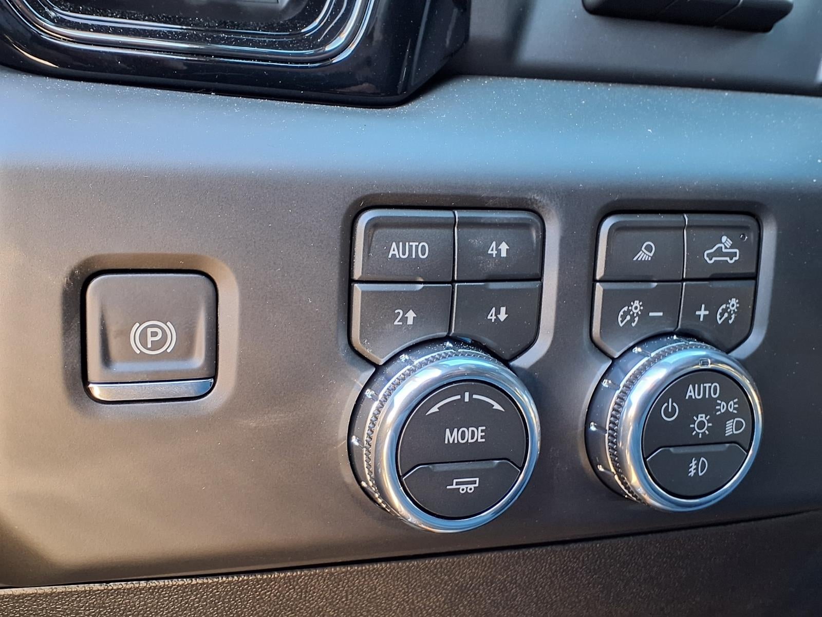 2026 GMC Sierra 2500 HD AT4 Crew Cab Standard Box 4WD