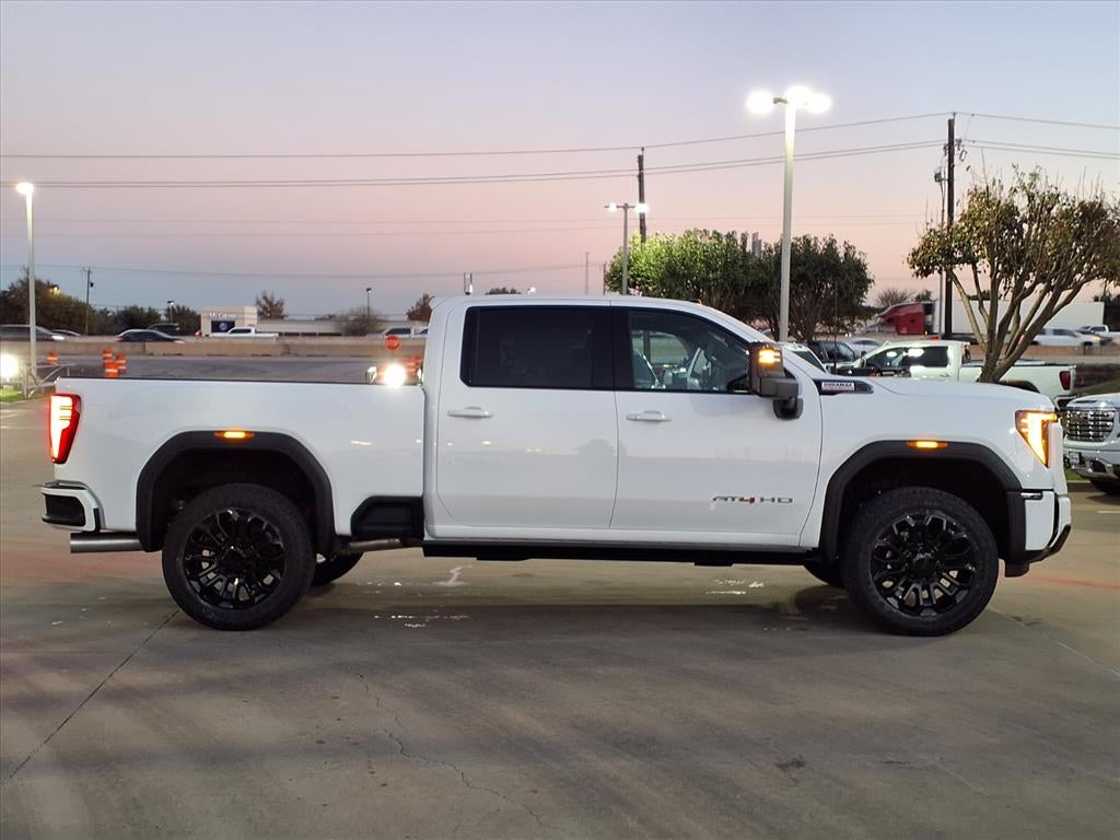 2026 GMC Sierra 2500 HD AT4 Crew Cab Standard Box 4WD